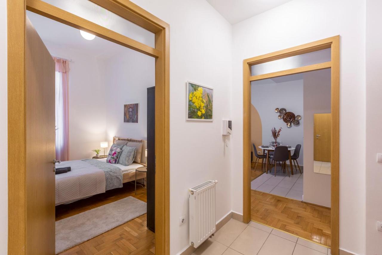 Cozy Home By Bella In The Heart Of بودابست المظهر الخارجي الصورة