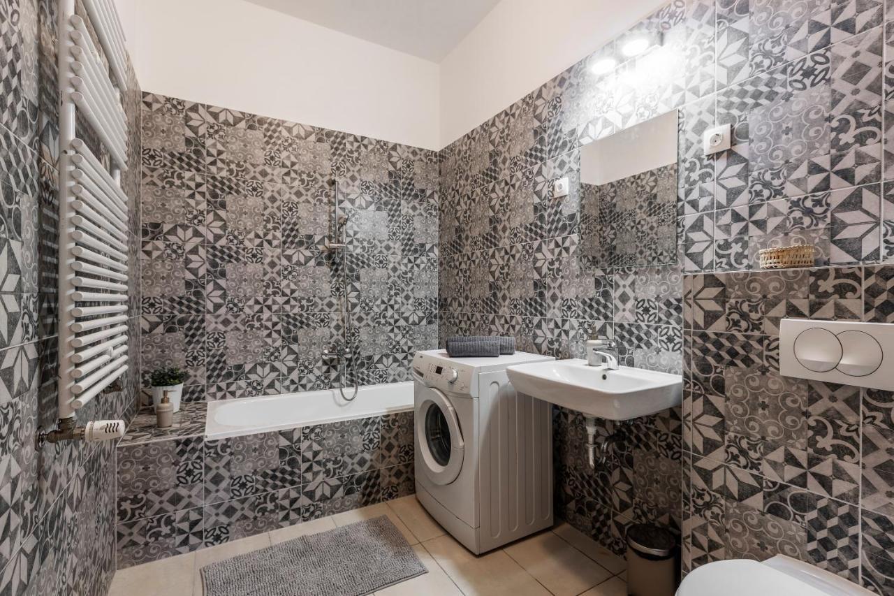 Cozy Home By Bella In The Heart Of بودابست المظهر الخارجي الصورة